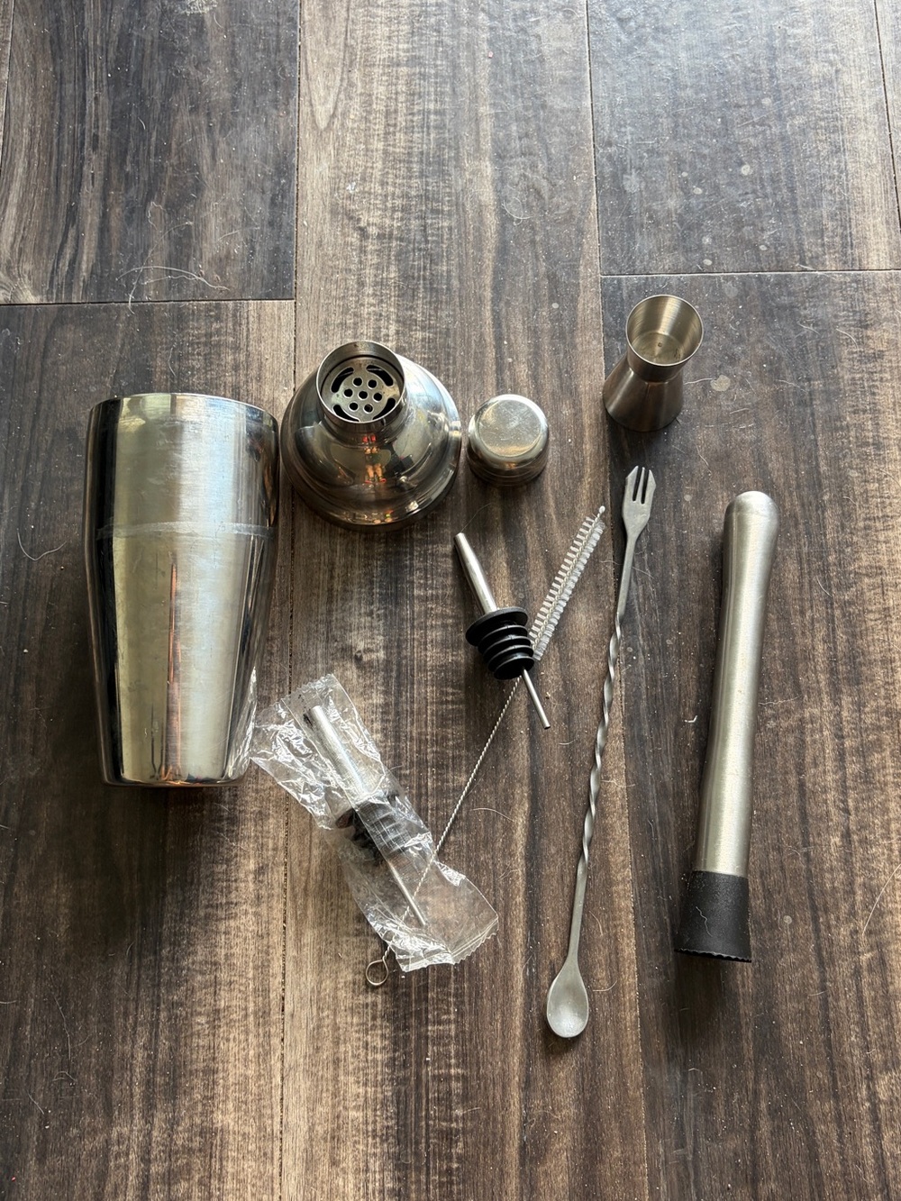 Stainless Steel Cocktail Shaker Set with Muddler & Bar Tools - Silver